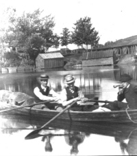 Ballantyne men rowing